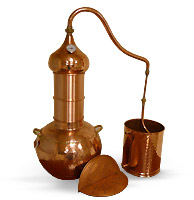 Destilátor esenciálnych olejov s aromatickou vežou